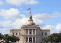 funcionamento dos órgãos estaduais no feriado e no ponto facultativo