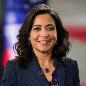 Prefeita Emília Corrêa faz balanço de 2025 e projeta concurso unificado para 2026