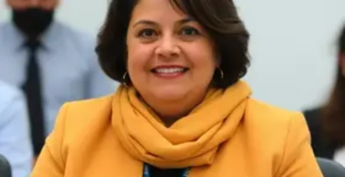 aprovacao prefeita Emília Corrêa